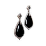 Onyx earring
