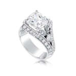 Cushion/radiant shape ring